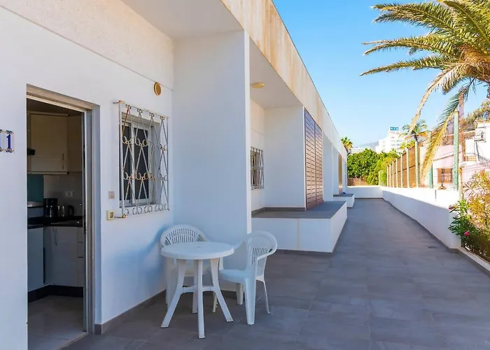 Playa Con Terraza Vista Al Mar * Playa de las Americas (Tenerife)